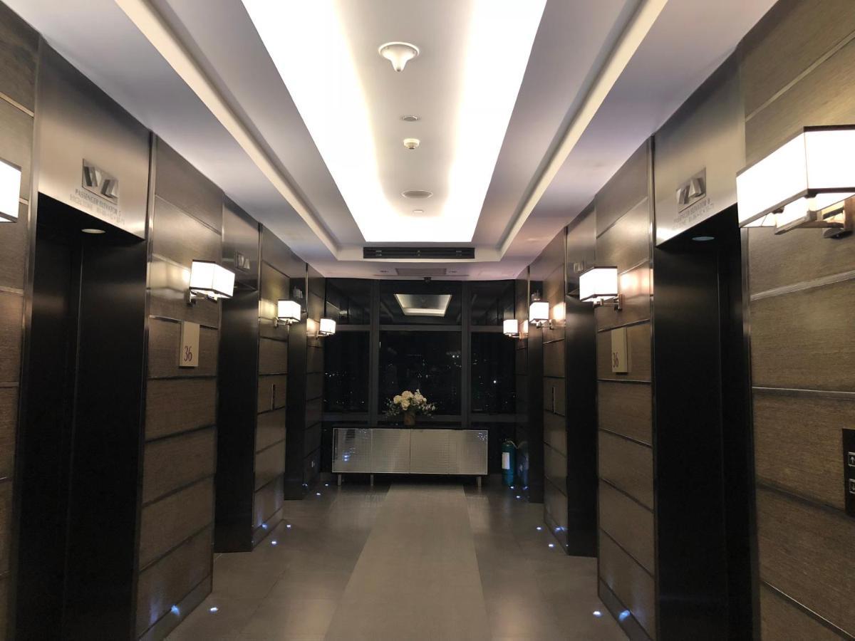The Gramercy Residences Manila Exterior photo